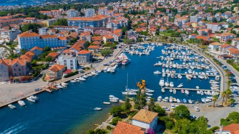 FlyDubai Tivat Office in Montenegro