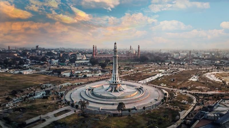 Oman Air Lahore Office in Pakistan