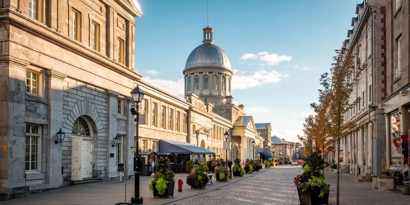 Discover Airlines Montreal Office in Canada