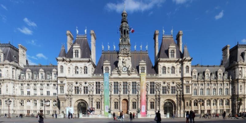 Iberojet Airline Paris Office in France