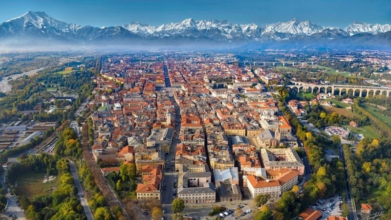Wizz Air Cuneo Office In Italy