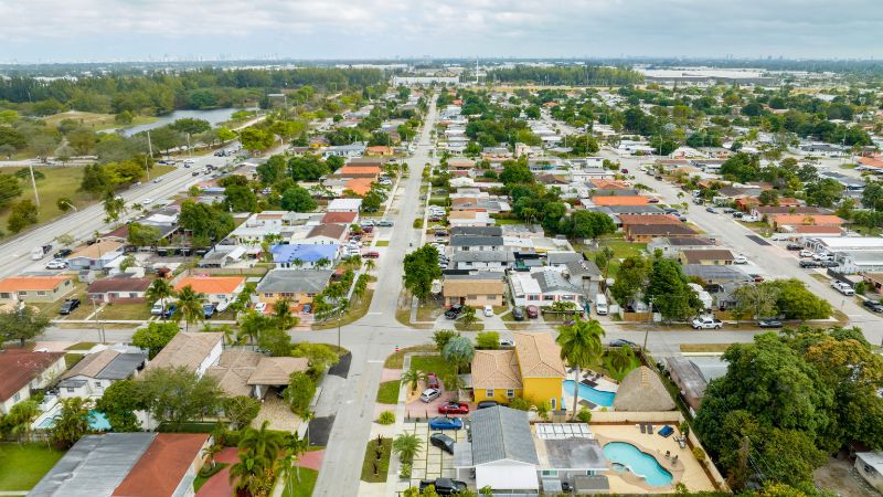 Latam Airlines Hialeah Office in Florida
