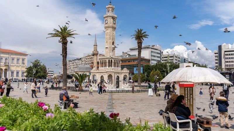 Turkish Airlines İzmir Office in Turkey