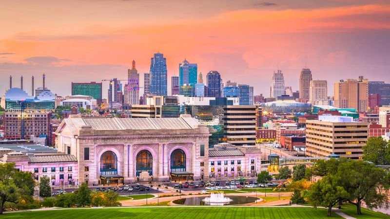 Qatar Airways Kansas City Office