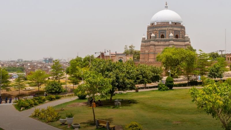 Qatar Airways Multan Office in Pakistan