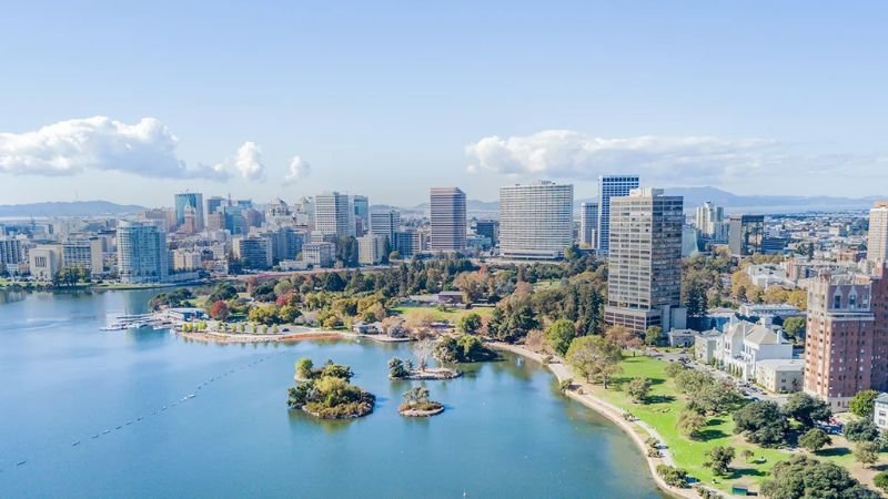 Delta Airlines Oakland Office in California