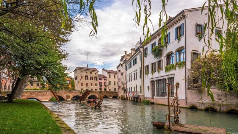 Wizz Air Treviso Office In Italy