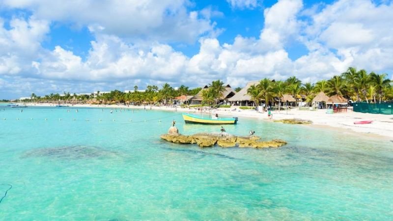 Air Transat Akumal Office in Mexico