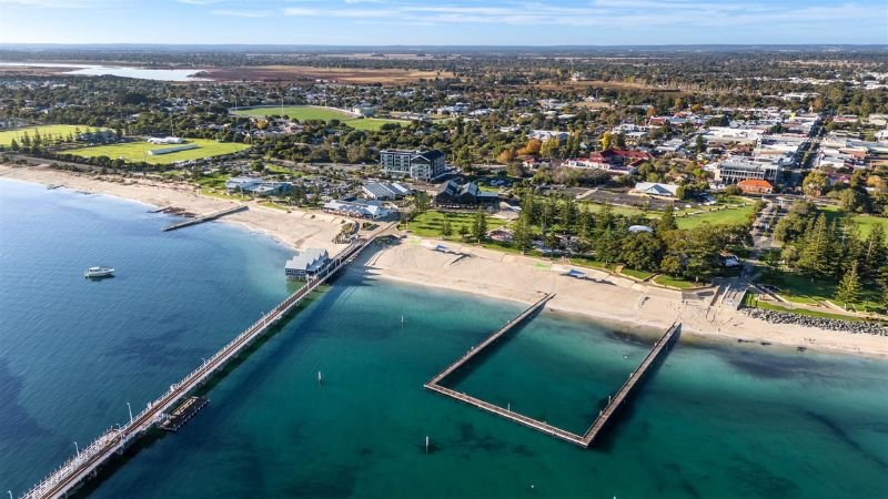 Qantas Airways Busselton Office in Australia