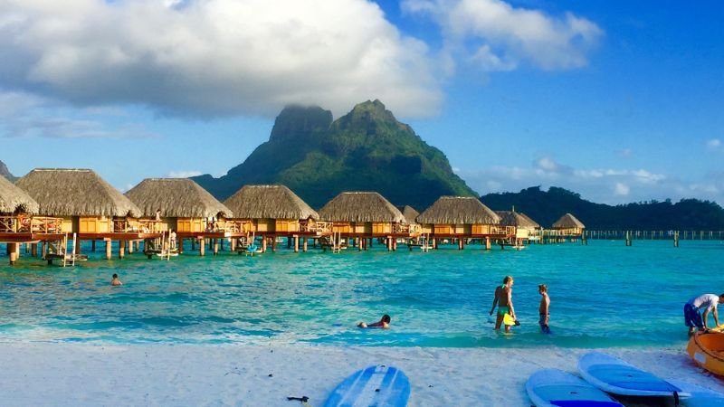 Qantas Airways French Polynesia Office